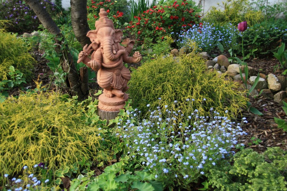 Bild Ganesh Garten